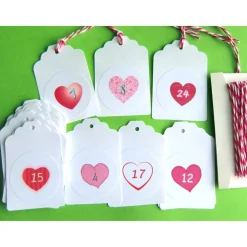 24 Adventskalenderzahlen Anhänger tags, HERZ rosa pink rot, Adventskalender Bäckergarn, bunt-mixx
