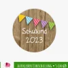 15 Aufkleber | Schulkind - Bunte Wimpel - personalisierbar | Schulanfang, Aufkleber zur Einschulung in Holzoptik braun