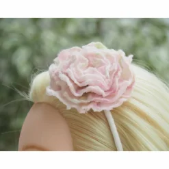 * BEZAUBERNDES BLÜTENACCESSOIRES * IN PASTELTÖNEN * 82% WOLLE 18% SEIDE * HANDANFERTIGUNG * ANLÄSSE * VIELE TRAGEMÖGLICH