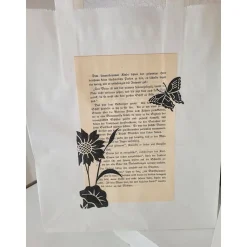3 er Set Geschenktüten mit alter Buchseite 