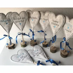 2 er Set Herzen auf Standfuß  in der Farbe TÜRKIS - Tisch/Fenster Dekoration aus 100 % Wollfilz - für liebe Menschen