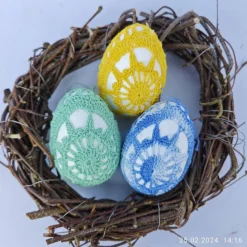 3 große umhäkelte Ostereier