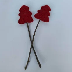 2 kleine gehäkelte Tannenbäumchen