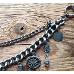 1 Lederhosen - Charivari, zweireihig, 11 Anhänger, ca. 32,5 cm, Trachtenschmuck, Herrenschmuck, Trachtenaccessoires