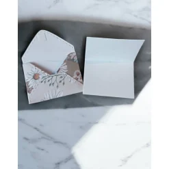 13 Mini Umschläge Gänseblümchen mit Briefpapier – Kleine Briefumschläge für Geldgeschenk, Gastgeschenk & Mitbringsel