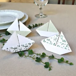 20 Origami Segelboote – Maritime Tischdeko grün floral für Taufe, Hochzeit & Feier