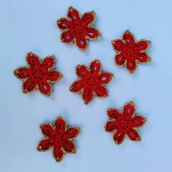 6 rot/gold gehäkelte Sterne
