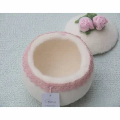 * SCHMUCKDÖSCHEN *RINGDOSE HOCHZEIT * AUFBEWAHRUNG * HANDGEARBEITET * FILZDÖSCHEN * ROMANTIK *  100 % WOLLE * CA 8 CM