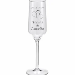 2 Sektgläser graviert mit Namen und Datum mit 2 Herzen