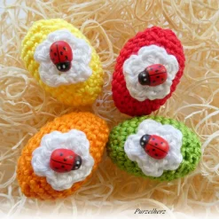 4 Umhäkelte Ostereier mit Marienkäfer - gehäkelt,Ostern,Tischdeko,Gastgeschenk,Dekoeier,rot,gelb,grün,orange