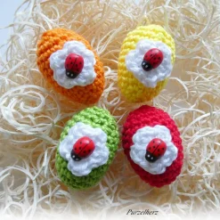 4 Umhäkelte Ostereier mit Marienkäfer - gehäkelt,Ostern,Tischdeko,Gastgeschenk,Dekoeier,rot,gelb,grün,orange