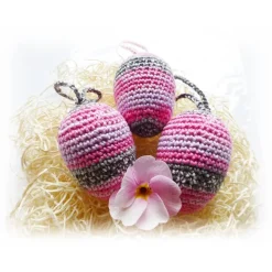 3 umhäkelte Ostereier zum Aufhängen oder Tischdeko - Gastgeschenk,Ostern,Muttertag,Dekoeier,festlich,modern,easter