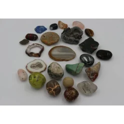 24 verschiedene kleine Edelsteine – Adventskalenderfüllung, Geschenk & Setzkasten