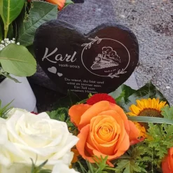 26 x 29 cm Schieferherz mit Foto & Gravur – personalisierter Gedenkstein als wetterbeständiger Grabschmuck