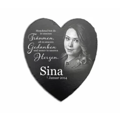 20 x 23 cm Schieferherz mit Gravur – Personalisiertes Gedenkstein mit Foto & Wunschtext als wetterfester Grabschmuck