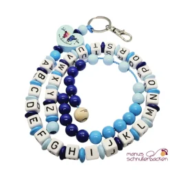 ABC-Rechenkette mit Motivherz "Ich bin ein Schulkind" in Babyblau, Dunkelblau, Skyblau