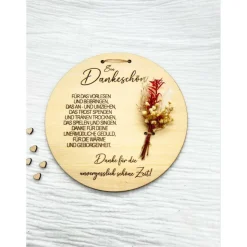 Abschiedsgeschenk für Erzieher & Erzieherinnen – gravierte Holzscheibe mit Trockenblumen