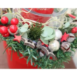 Adventsgesteck Weihnachtsdeko rot grün Kerzengesteck