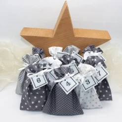 Adventskalender / Säckchen zum Befüllen / Stoffsäckchen mit Zahlen grau weiß