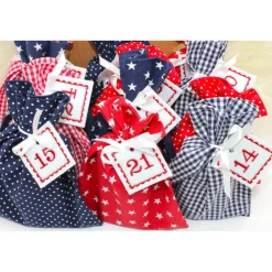Adventskalender / Säckchen zum befüllen / Stoffsäckchen mit Zahlen rot dunkelblau