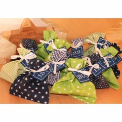 Adventskalender / Säckchen zum befüllen / Stoffsäckchen mit Zahlen dunkelblau grün
