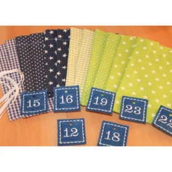 Adventskalender / Säckchen zum befüllen / Stoffsäckchen mit Zahlen dunkelblau grün