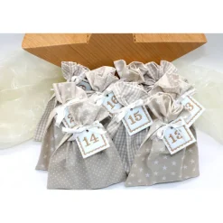 Adventskalender / Säckchen zum befüllen / Stoffsäckchen mit Zahlen beige creme weiß