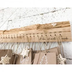 Adventskalender aus Eichenholz mit individueller Gravur