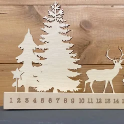 Adventskalender aus Holz mit Waldszene – Skandinavisches Design zum Selbstgestalten