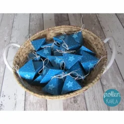 Adventskalender "Blaue Pyramiden" aus der Manufaktur Karla