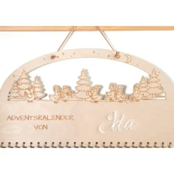 Adventskalender Holz 38×21 cm – Winterlandschaft mit Gänsen, Acryl-Name, Set-Auswahl, Birke 4 mm