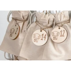 Adventskalender Holz Elefant personalisiert 36×27 cm | Brett, Zahlen oder Komplettset mit Beuteln
