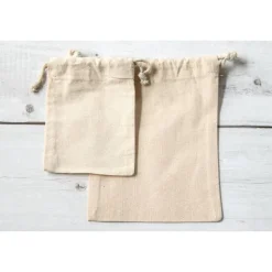 Adventskalender Holz „Giraffe“ personalisiert 36×24 cm – Brett / mit Zahlen / Komplettsets mit Beuteln