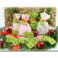 Adventskalender mit Stoff Säckchen und gestickten Zahlen auf Filz für Mädchen, Weihnachten, Advent,rosa, rot, grün