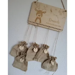Adventskalender personalisiert mit Name klein,Rehntier, Weihnachten, Adventskalender aus Holz/Laser, Advent,Jutesäckchen