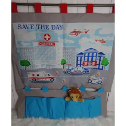 Adventskalender Polizeistation – wandelbar in Wandutensilo, handgemacht & vielseitig