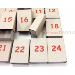 Adventskalender Schachteln zum Befüllen, Kraftpapier Zahlen rot handmade BuntMixxDESIGN