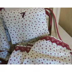 Adventskalender Säckchen zum Befüllen – 24 wiederverwendbare Beutel aus Baumwolle in beige und weinrot