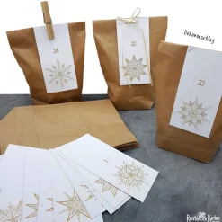 Adventskalender selber befüllen: 24 weiße Kraftpapiertüten & Mandala-Stern Zahlenanhänger