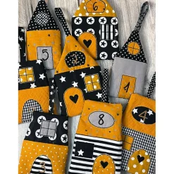 Adventskalender, Vorweihnachten, senf-schwarz-weiß-grau, genäht, gestickt ,Unikat, 24 Häuschen zum aufhängen, Kinder