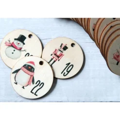 Adventskalender Zahlen Holz 1–24, Ø 4,5 cm – rund, mit Weihnachtstieren bedruckt, lasergeschnitten
