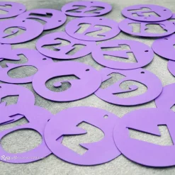 Adventskalender Zahlenanhänger fliederfarben – 24 runde Anhänger aus Pappe,  DIY Deko