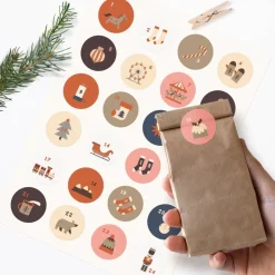 Adventskalender Zahlenaufkleber *Scandi Winter* / 24 runde Aufkleber / ∅ 40 mm