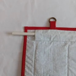 Adventskalender zum Befüllen aus Stoff in Rot-Beige, Wandbehang