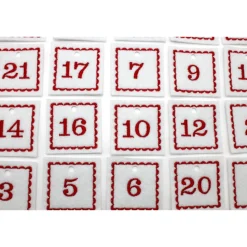 Adventskalenderzahlen Anhänger Zahlen weiß rot Filz eckig bestickt