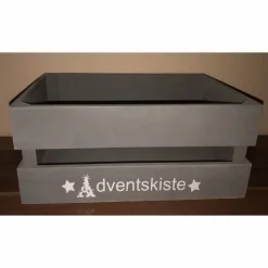 Adventskiste auf Wunsch personalisiert