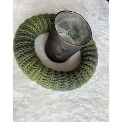 Adventskranz aus Wolle gehäkelt Dekokranz Wollkranz Tischschmuck TürKranz 25cm grün Sofortkauf