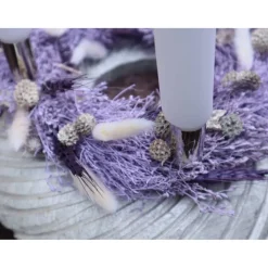 Adventskranz Holz mit Trockenblumen lila silberfarbig modern