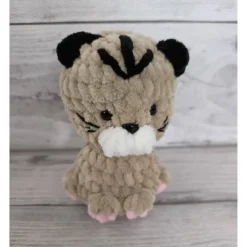 Amigurumi Kätzchen aus Plüschwolle, ca. 10 cm
