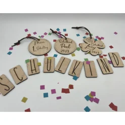 Anhänger Holz Schultüte / Schulanfang / personalisiert